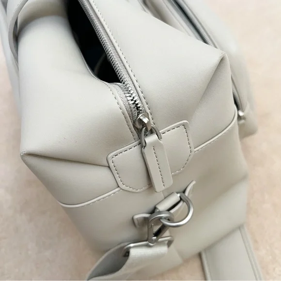 *sold* Monos Metro Duffle - Picture 8 of 11